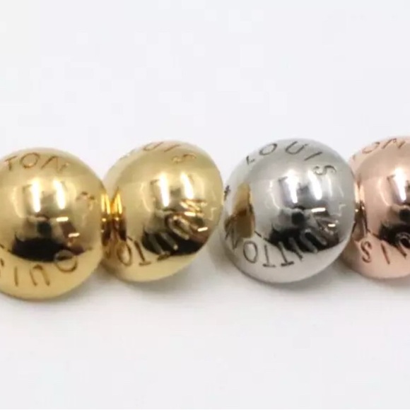 Louis Vuitton Berg Stud Ring - Picture 12 of 16